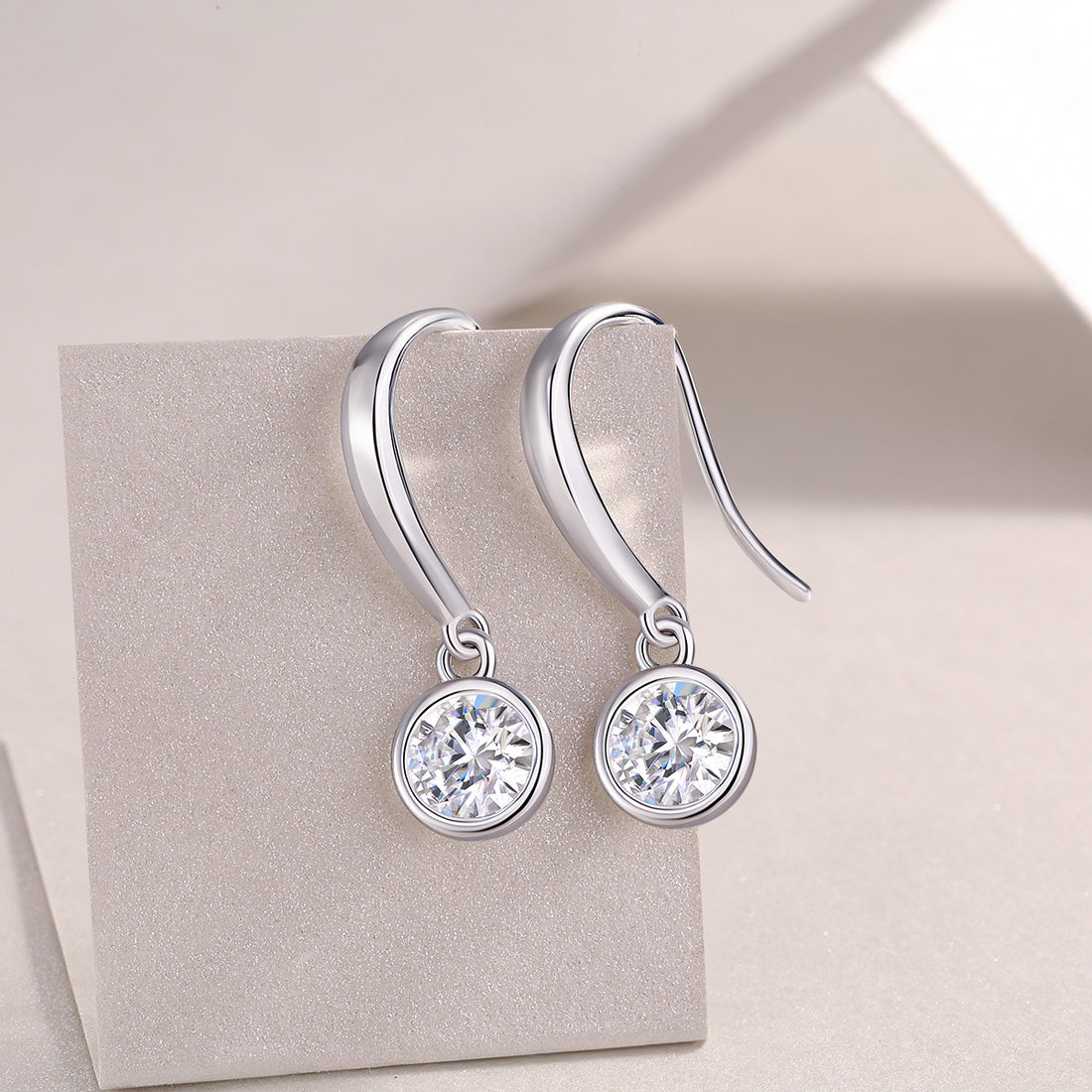 Stud Fashionable Earrings Set With Moissanite S925 Sterling Silver Platinum Plated