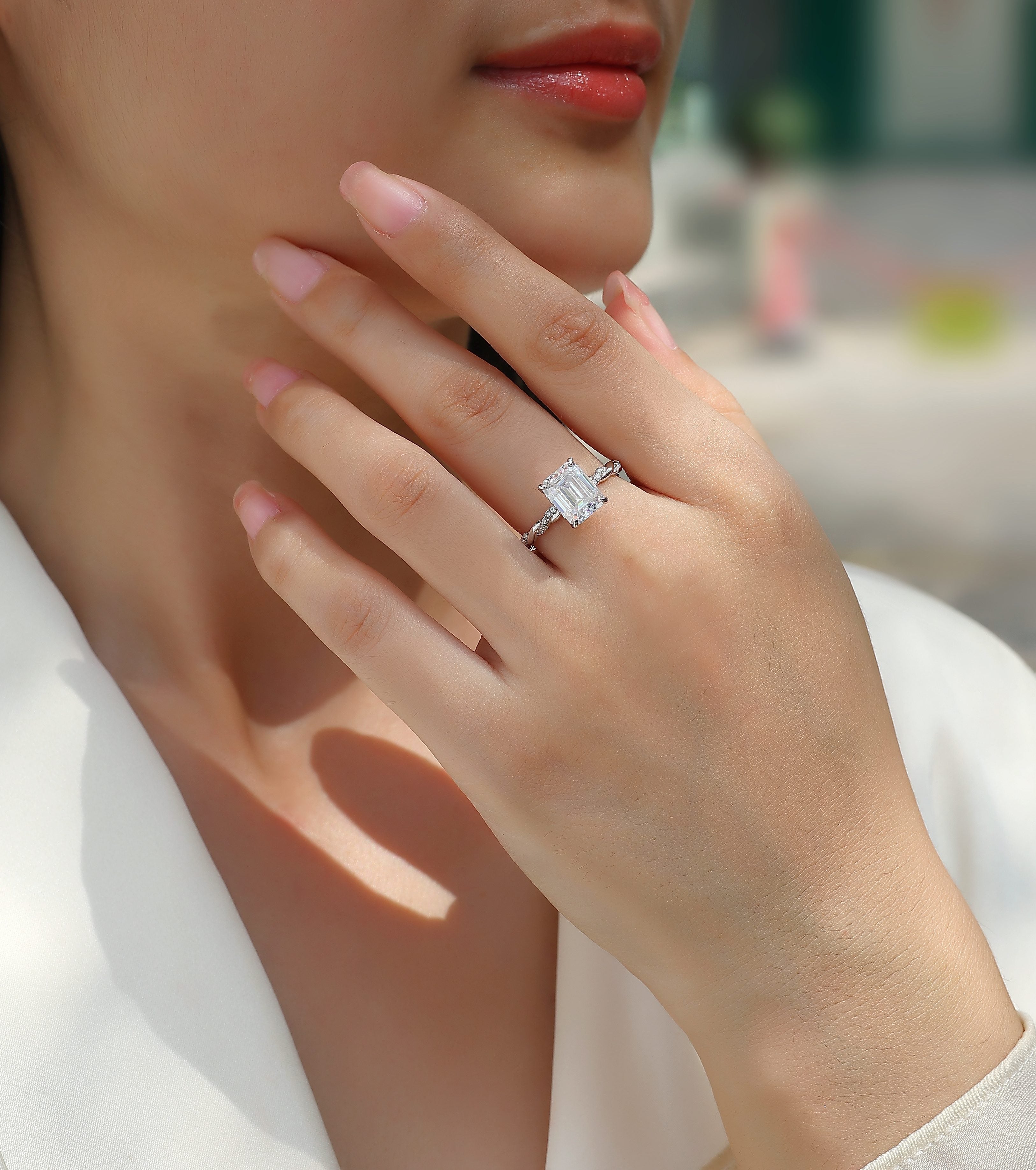 Chasing Light - VVS Emerald Moissanite Ring Set S925 Sterling Silver