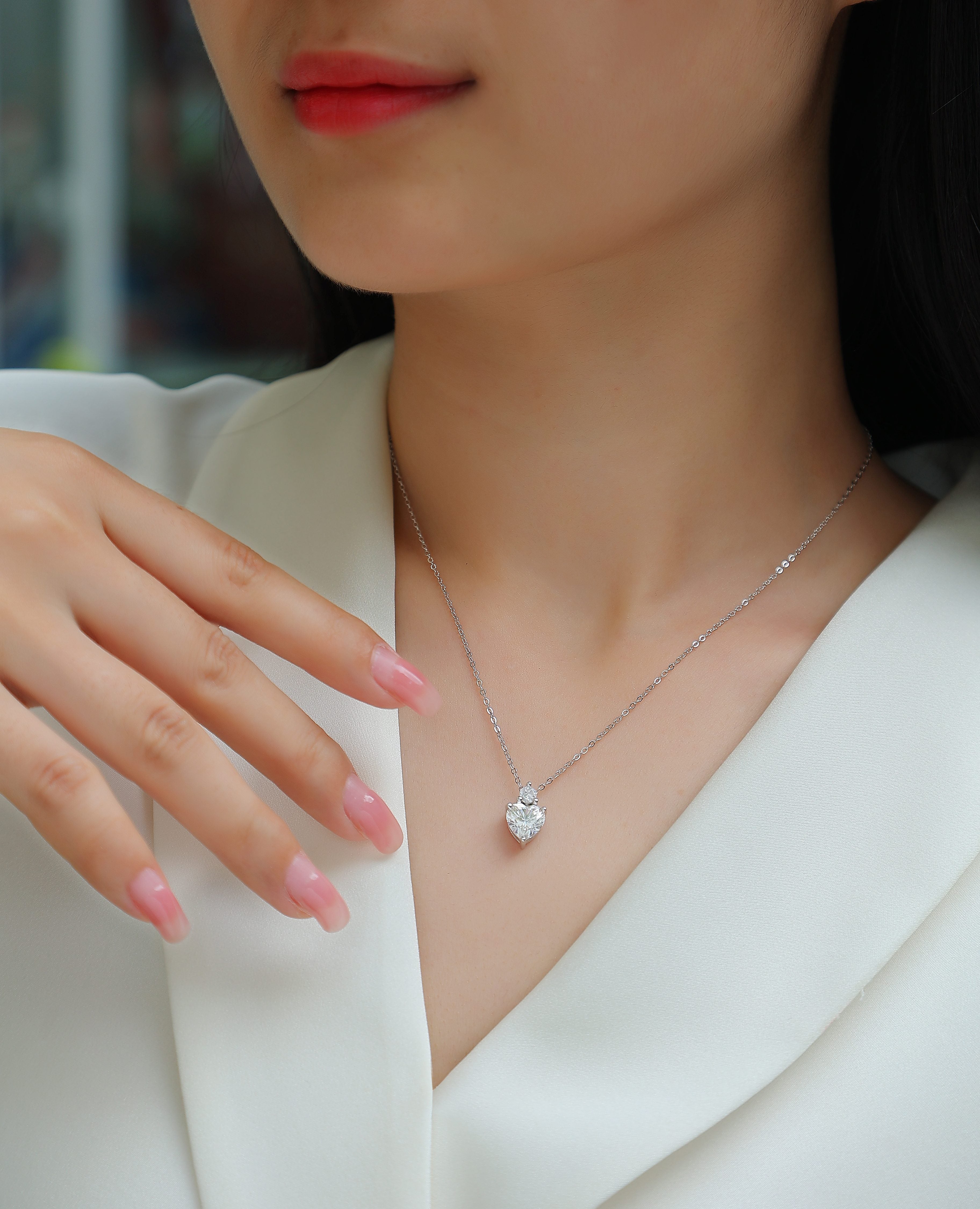 Heart Cur VVS Moissanite Pendant Set With S925 Sterling Silver And Platinum Plating