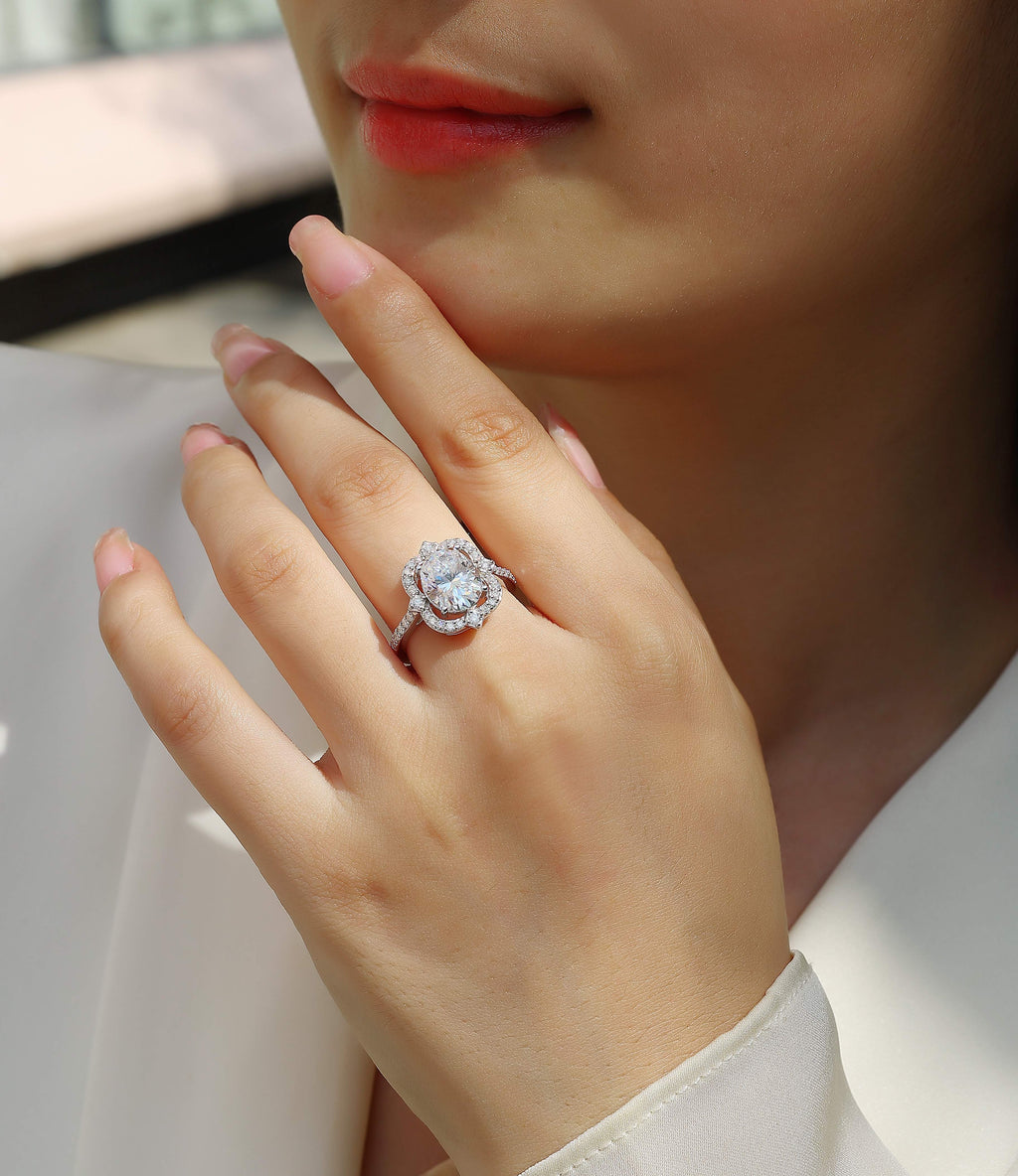 Camellia - A Fashionable Jewelry Ring With Moissanite S925 Sterling Silver