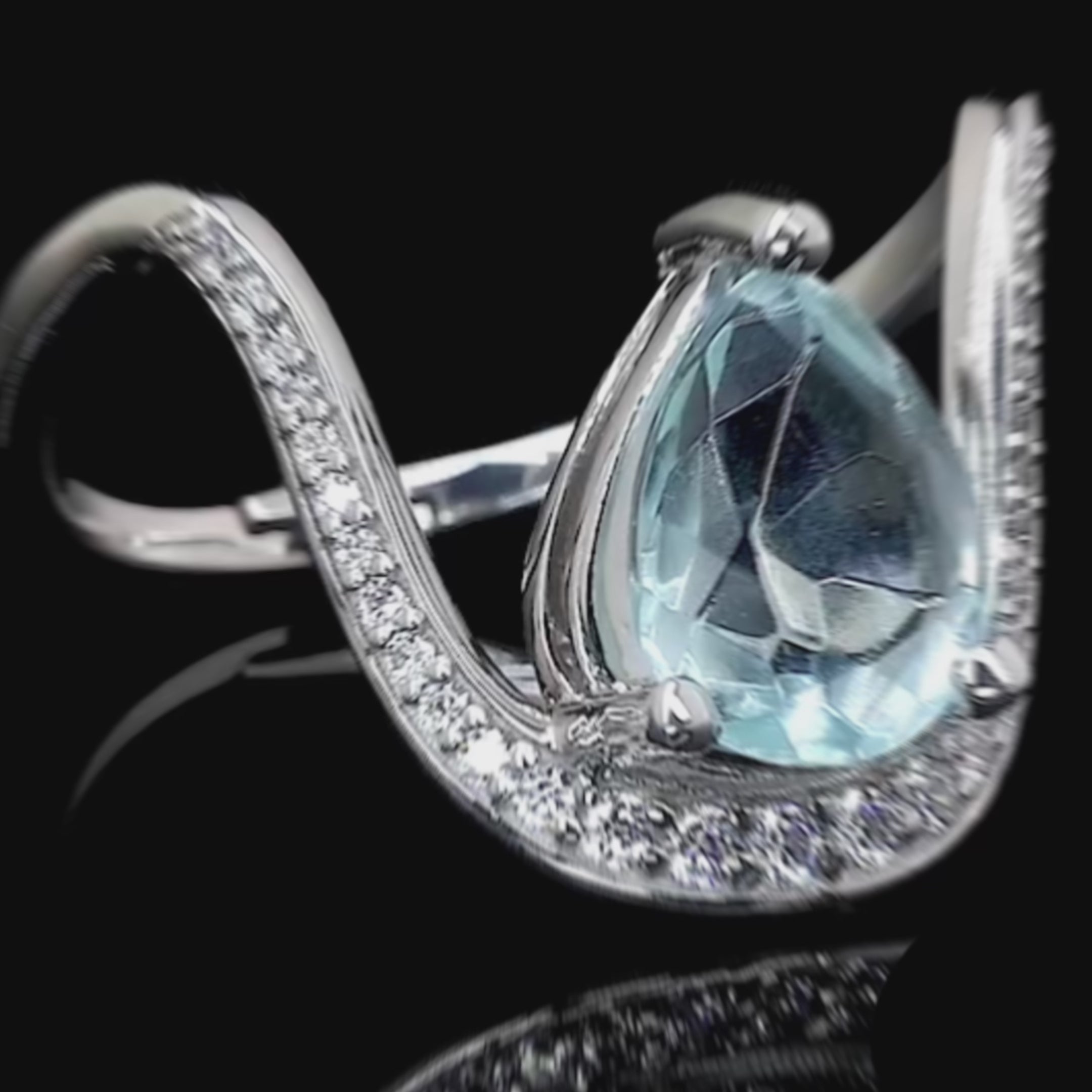 14K Gold Pear Aquamarine Diamond Ring