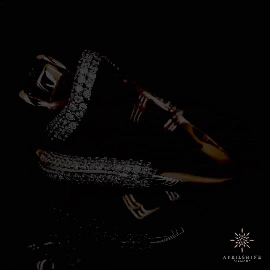 Fancy Green Diamond Ring