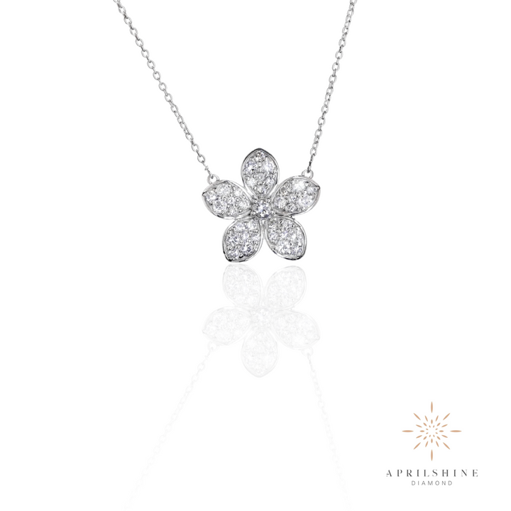 Natural Diamond Flower Pendant