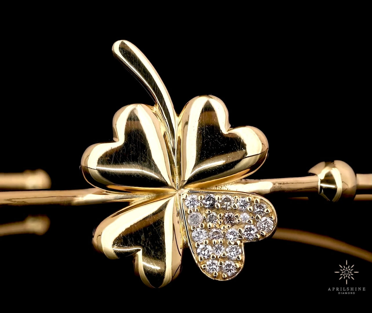 Natural Diamond Flower Bangle